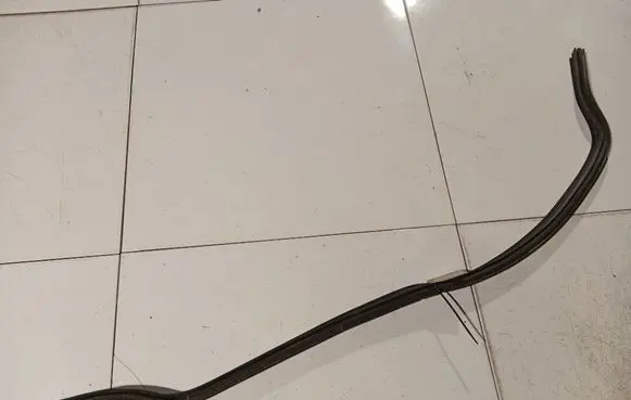 Peugeot 407 Engine compartment rubber 