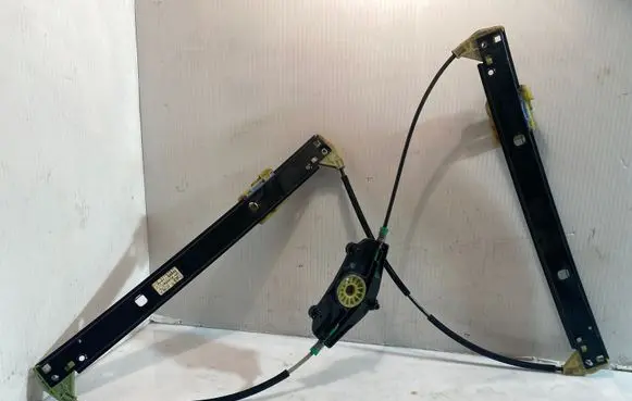 Audi A4 S4 B8 8K Front window lifting mechanism without motor 8K0837462