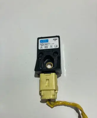 Honda CR-V Airbag deployment crash/impact sensor 77950SCAE814M1 L0Z98TQ2L