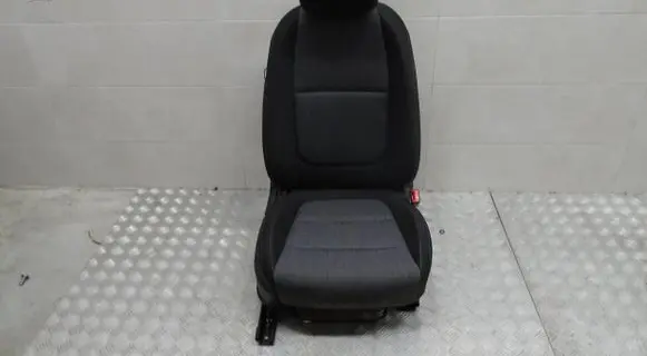 KIA Stonic Front passenger seat