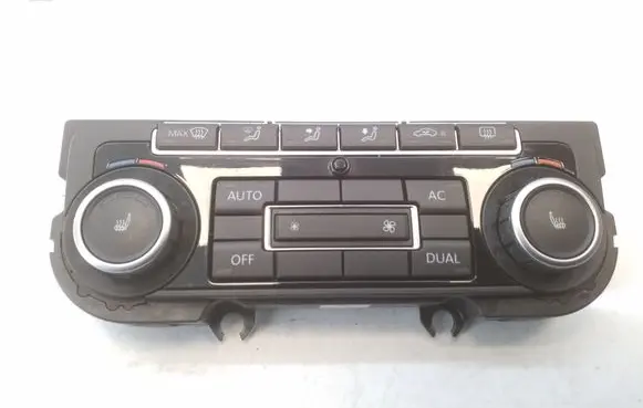 Volkswagen Golf VI Climate control unit 5K0907044BT