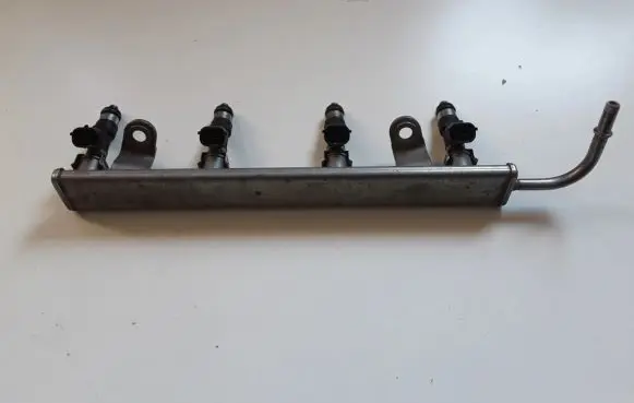 Mitsubishi ASX Fuel injector 1465A331