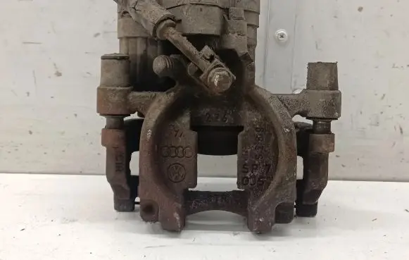 Audi TT TTS RS Mk3 8S Rear brake caliper 5Q0615406