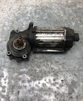 Volkswagen Scirocco Steering rack 1K0909144E