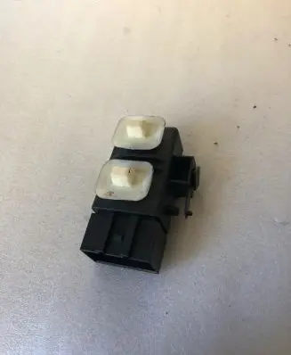 Skoda Kamiq Seat heating relay 6r0959772e