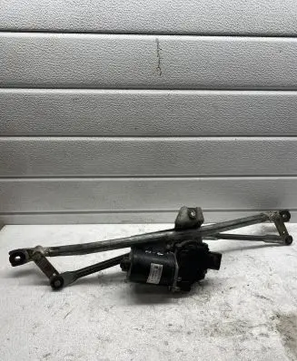 Audi A6 S6 C5 4B Front wiper linkage and motor 8D2955113C