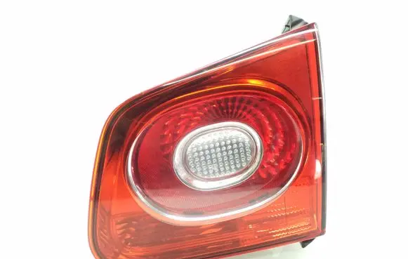 Volkswagen Tiguan Tailgate rear/tail lights 5N0945094B