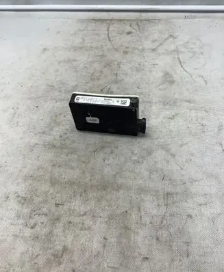 Mercedes-Benz CLS C218 X218 Distronic sensor radar A0009050110 A0009024104