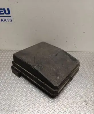 Peugeot 4007 Fuse box set PR06101000 8565A024