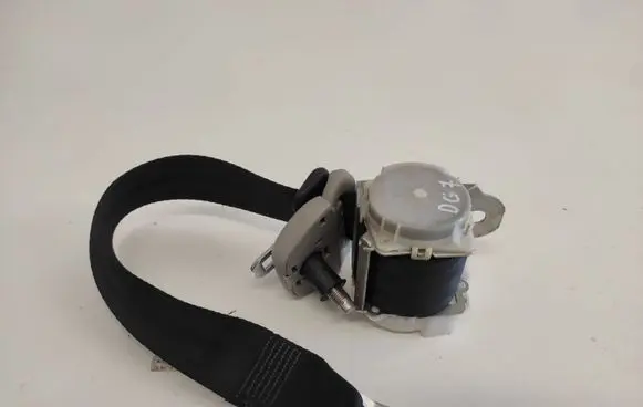 Toyota Corolla Verso AR10 Third row seat belt 7L1550 119983