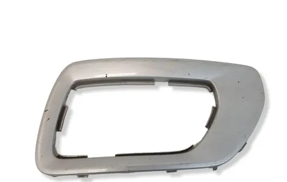 Volvo XC70 Front fog light trim/grill 30744507