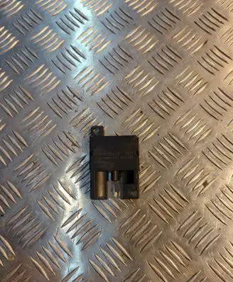 BMW 5 E60 E61 Bluetooth antenna 6928461 921800002