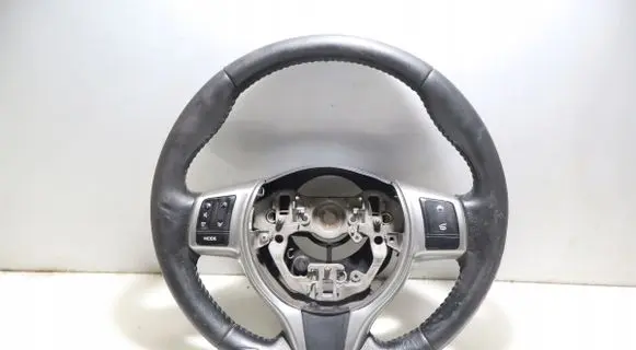 Toyota Yaris Steering wheel