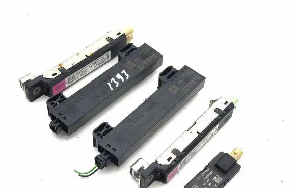 Audi A3 8Y Aerial antenna amplifier 5WA962132 8Y4035225M 8Y4035225D