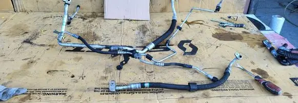 Mini One - Cooper Coupe R56 Air conditioning (A/C) pipe/hose 16017810 M465322904
