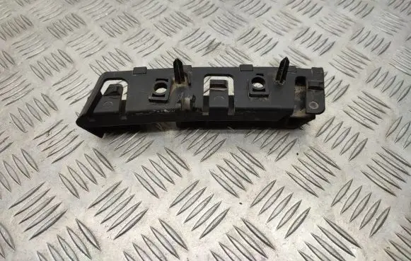 Peugeot 508 Front bumper mounting bracket 9686570480