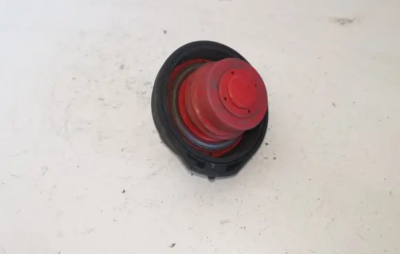 Volvo S80 Fuel tank filler cap 