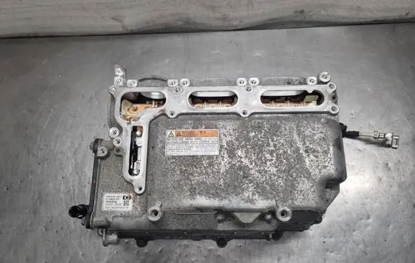 Toyota Auris E180 Voltage converter inverter G920076030