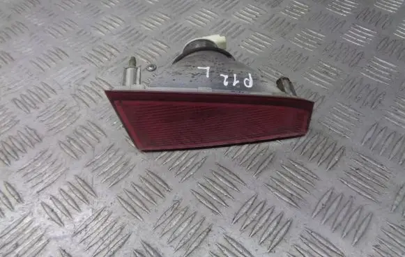 Nissan Primera Tailgate rear/tail lights
