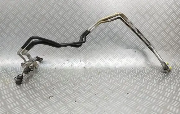 Volvo XC40 Air conditioning (A/C) pipe/hose 