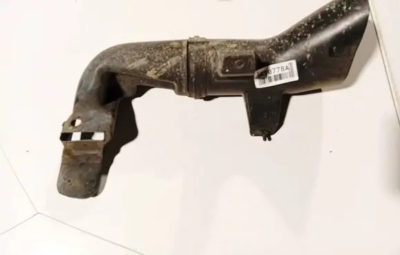 Air intake hose/pipe