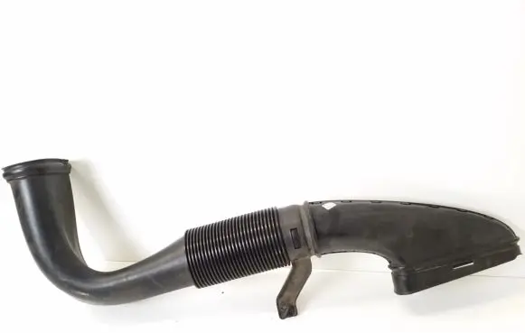 Mercedes-Benz SLK R172 Air intake duct part A6510900042