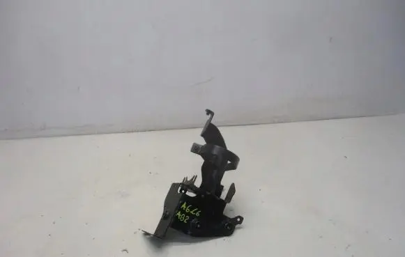 Audi A6 S6 C6 4F ABS pump bracket 8V0805662