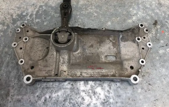 Seat Leon (1P) Front subframe 1K0199369G