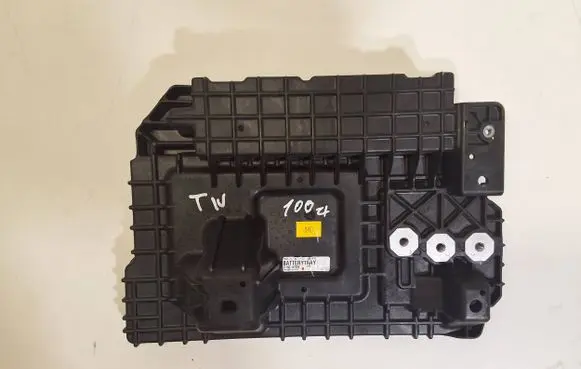 Hyundai Tucson IV NX4 Battery box tray 37150-N7000
