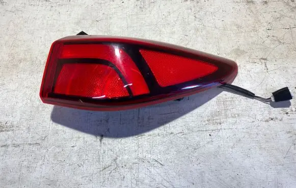 Rear/tail lights