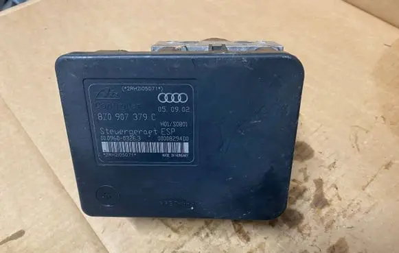 Audi A2 ABS Pump 8Z0907379C 10096003263 8Z0614517E