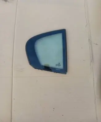 BMW 3 E90 E91 Rear vent window glass 43R001582