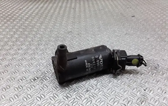 Volvo S60 Windscreen/windshield washer pump 9169611