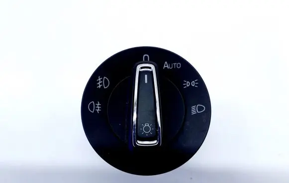 Skoda Superb B8 (3V) Light switch 3V0941431