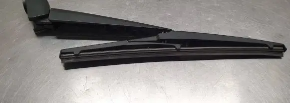 Toyota Prius+ (ZVW40) Rear wiper blade 069616