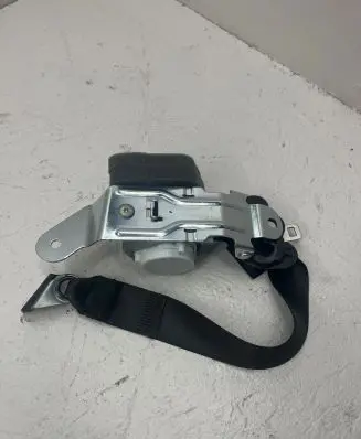 BMW 2 F46 Rear seatbelt 34185062A