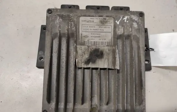 Renault Megane II Engine control unit/module R0410B015B 0894607MVG