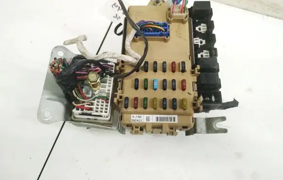 Subaru Legacy Fuse box set