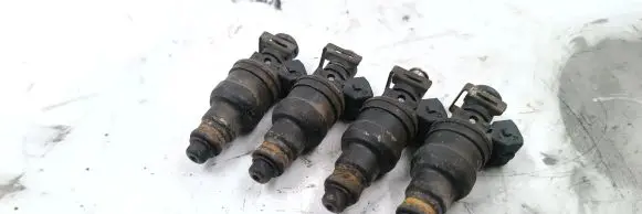 Fuel injectors set
