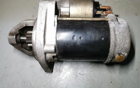 BMW 5 E60 E61 Starter motor 752112203 MS4280001760
