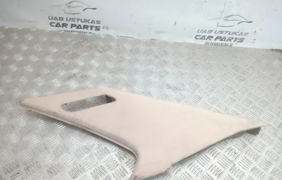 BMW 5 E34 (D)pillar trim (top) 
