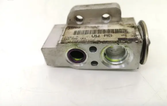 Air conditioning (A/C) expansion valve