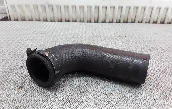 Intercooler hose/pipe