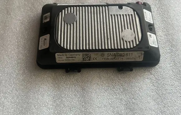 Volkswagen Tiguan Wireless charging module 5NA980611