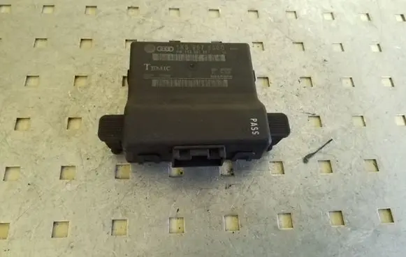 Volkswagen Touran I Other control units/modules 1K0907530C