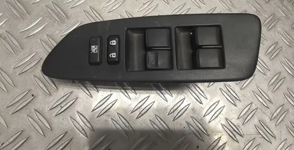 Toyota Auris 150 Electric window control switch 7423202550