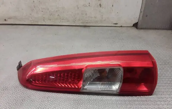 Volvo V70 Rear/tail lights 