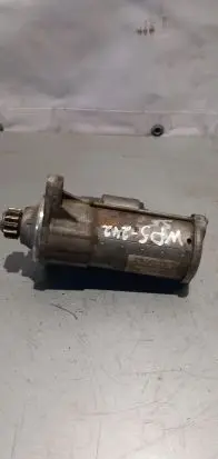 Volkswagen PASSAT B8 Starter motor 02E911024B WPS242