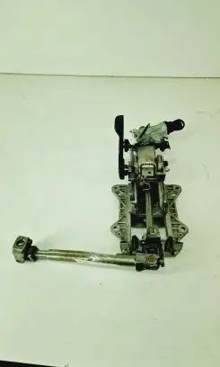 Volkswagen Tiguan Steering wheel axle 535978E 121205001