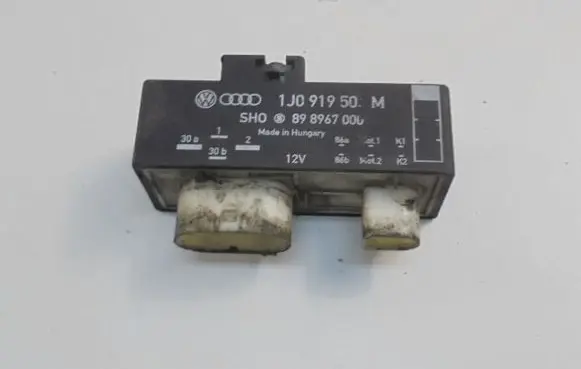 Seat Ibiza III (6L) Fan control module 1J0919506M